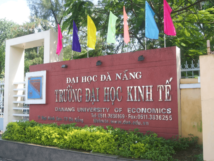 Trường Đại học Kinh tế - ĐH Đà Nẵng - Điểm chuẩn 2020, Học phí ...