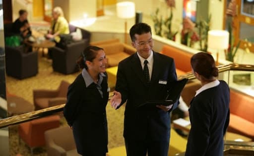 Ngành Quản lý nhà hàng khách sạn thi khối nào? Các tổ hợp môn thi xét tuyển ngành quản lý nhà hàng khách sạn